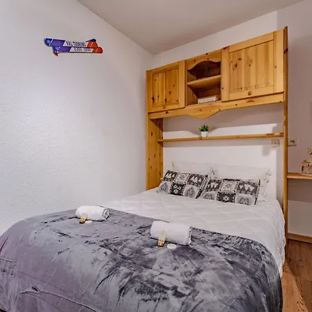 شقة Charming - Ski-in Ski-out Access, 4 Guests, - Cimes De Caron *